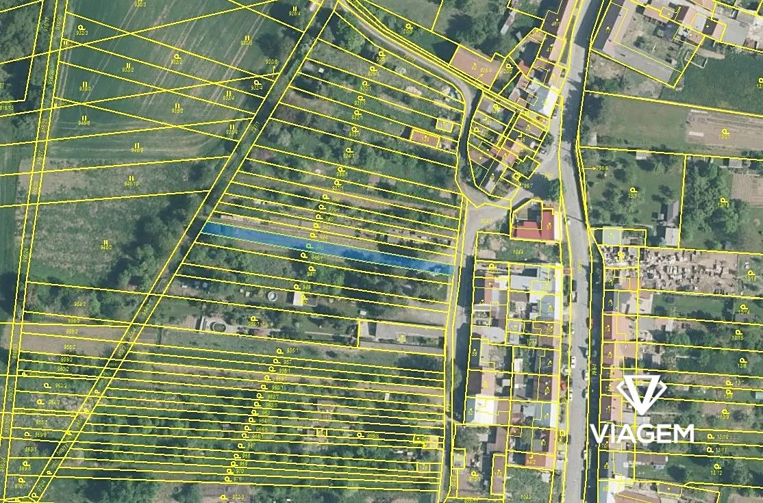 Prodej podílu 1/2 zahrady 237 m²